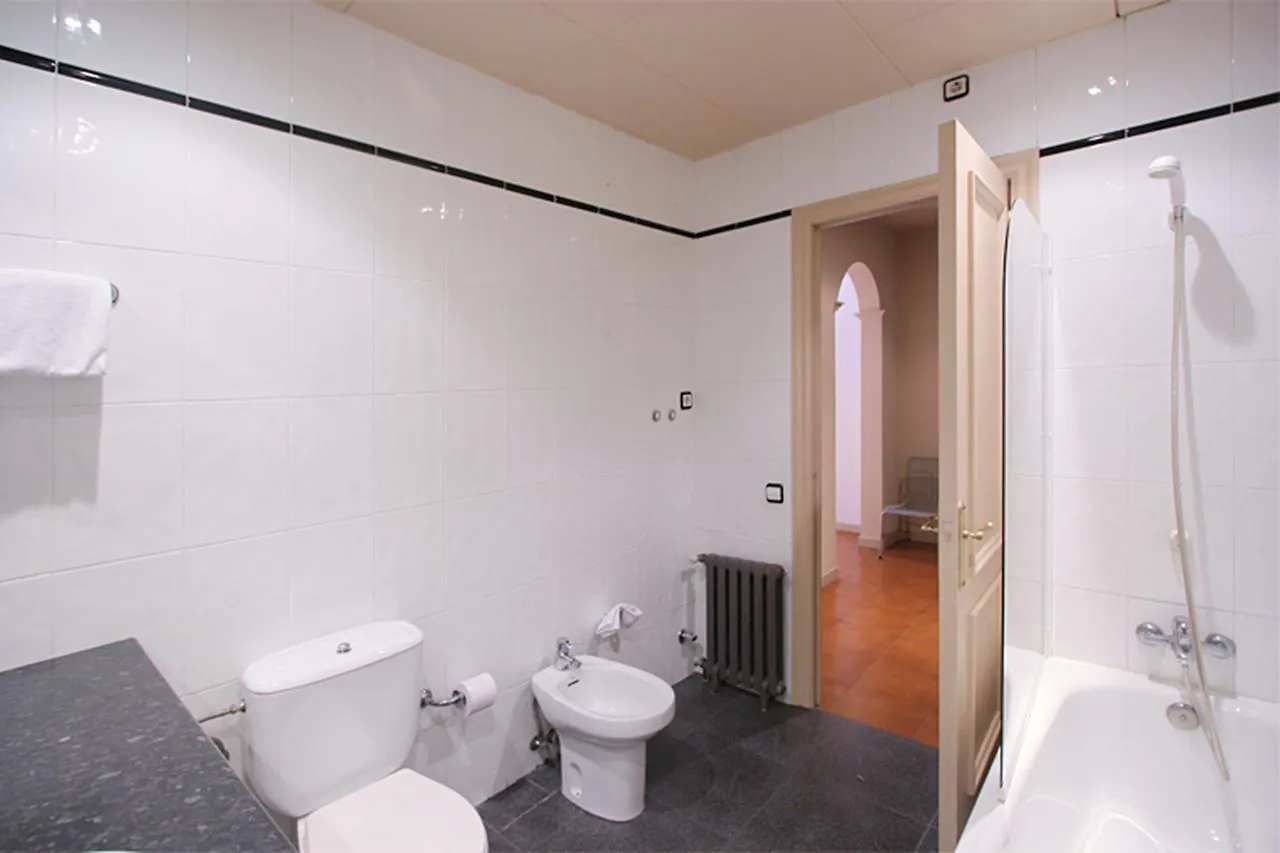 Apartamentos Dv Barcelona 0*,  Spain