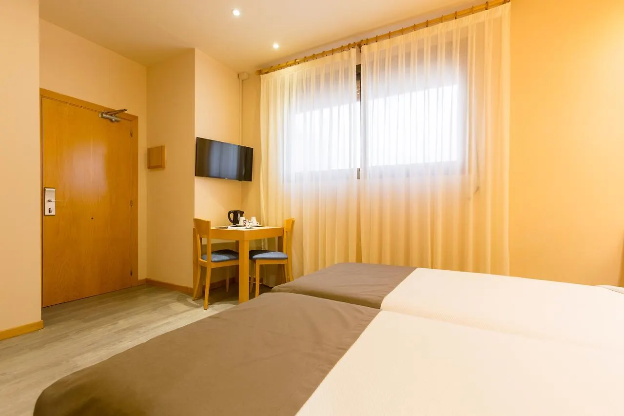 Aparthotel Apartamentos Dv Barcelona Spain