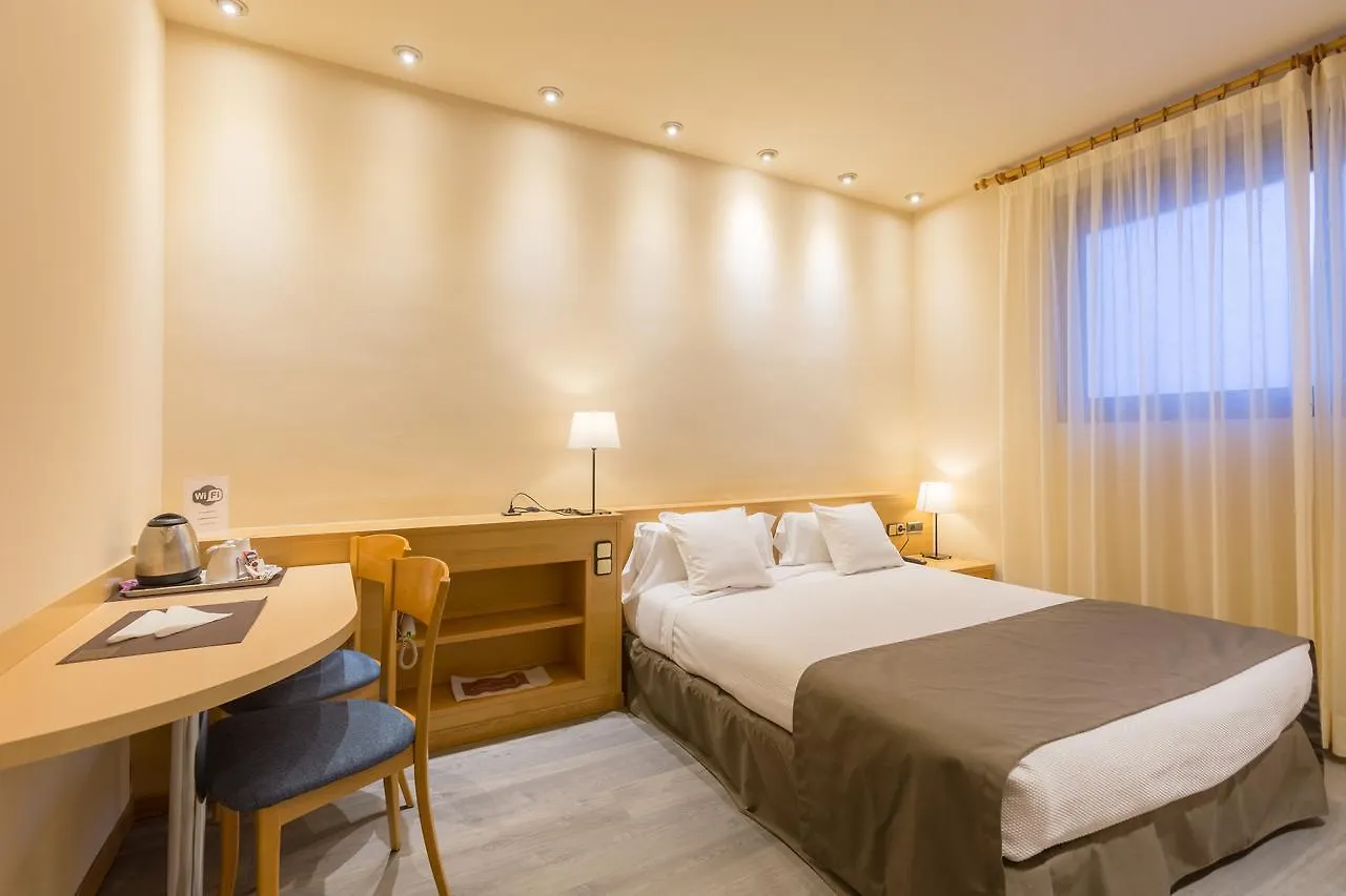 Apartamentos Dv Barcelona 0*,  Spain